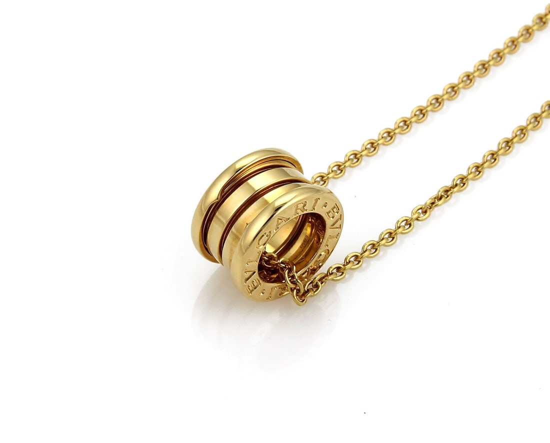 Bvlgari B.zero1 18k Gold Pendant Necklace 16": Bvlgari B.zero1 18k Gold Pendant Necklace 16" Authentic Bvlgari B.zero1 pendant necklace in 18k yellow gold, featuring the collection's iconic circular design with a polished finish. This signed origi