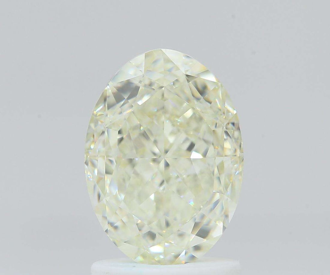 Loose Diamond - OVAL 2.01ct O-P VVS2: Loose Diamond - OVAL 2.01ct O-P VVS2 Source: Natural Shape: OVAL Carats: 2.01 Color: O-P Certification: GIA Video: