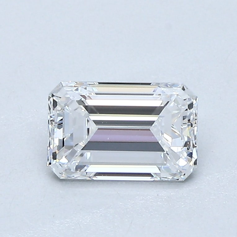 Loose Diamond - EMERALD 0.9ct D VS1: Loose Diamond - EMERALD 0.9ct D VS1 Source: Natural Mined Diamond Shape: EMERALD Carats: 0.9 Color: D Clarity: VS1 Certification: GIA Condition: Pre-Owned PLEASE NOTE: Framed, Large, or heavy items do