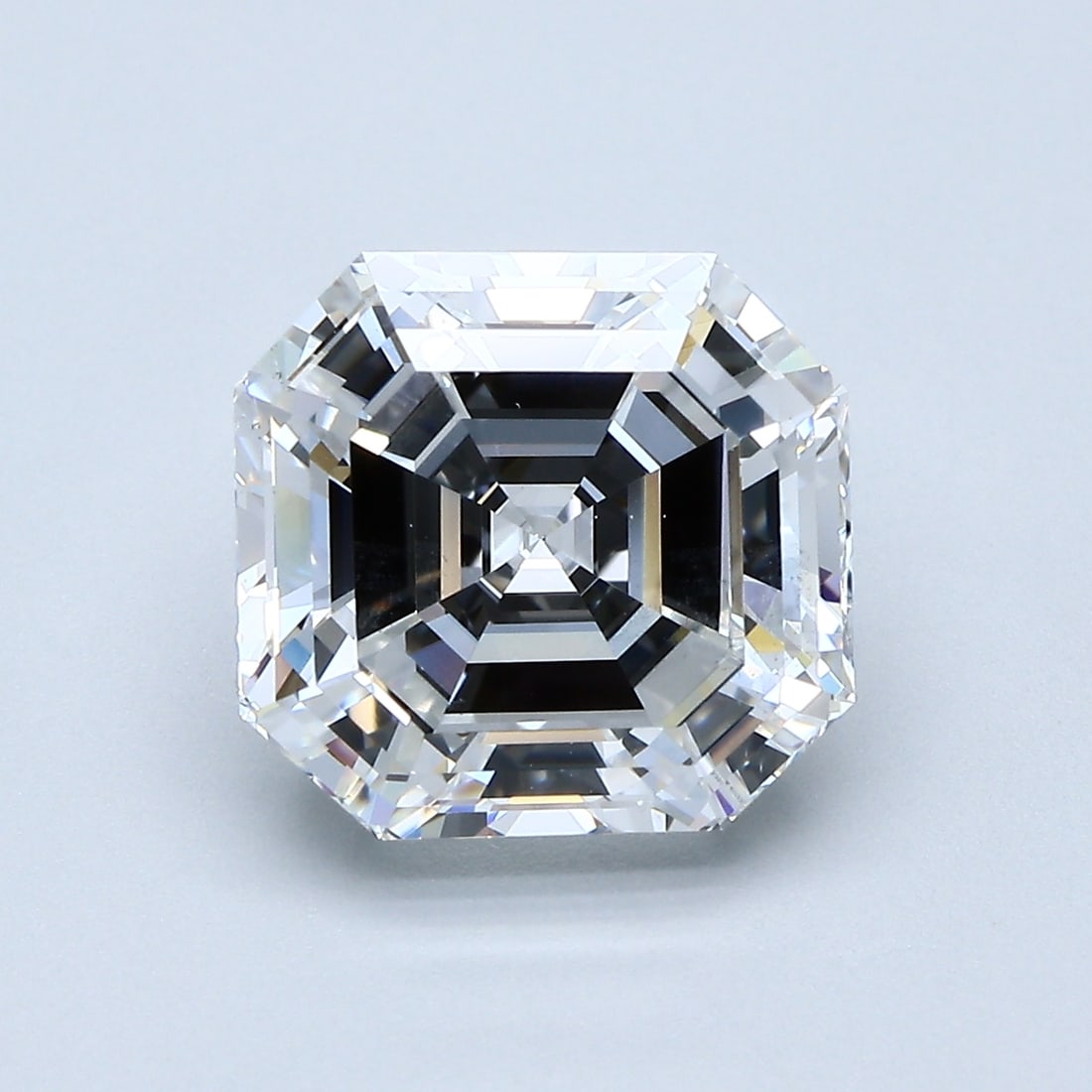 Loose Diamond - ASSCHER 5.01ct F SI1: Loose Diamond - ASSCHER 5.01ct F SI1 Source: Natural Mined Diamond Shape: ASSCHER Carats: 5.01 Color: F Clarity: SI1 Certification: GIA Condition: Pre-Owned PLEASE NOTE: Framed, Large, or heavy items 