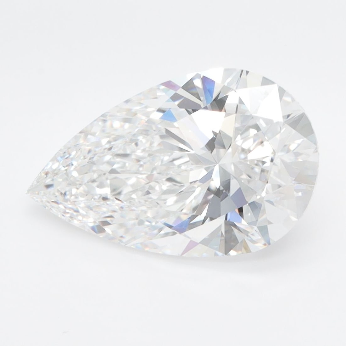 Loose Diamond - PEAR 4.02ct D IF: Loose Diamond - PEAR 4.02ct D IF Source: This is a real non-mined Diamond that has been grown in a lab Shape: PEAR Carats: 4.02 Color: D Clarity: IF Certification: IGI PLEASE NOTE: Framed, Large, or