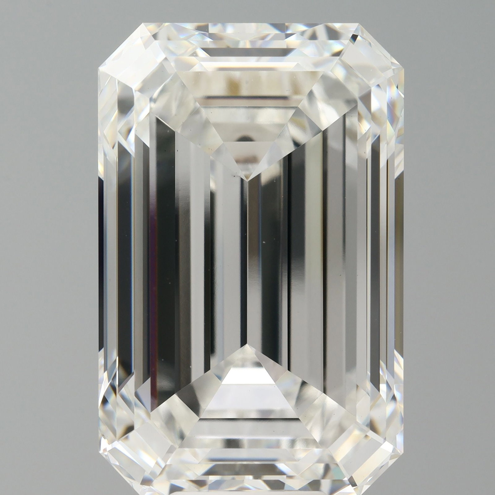 Loose Diamond - EMERALD 14.06ct F VVS2: Loose Diamond - EMERALD 14.06ct F VVS2 Source: This is a real non-mined Diamond that has been grown in a lab Shape: EMERALD Carats: 14.06 Color: F Clarity: VVS2 Certification: IGI Video: