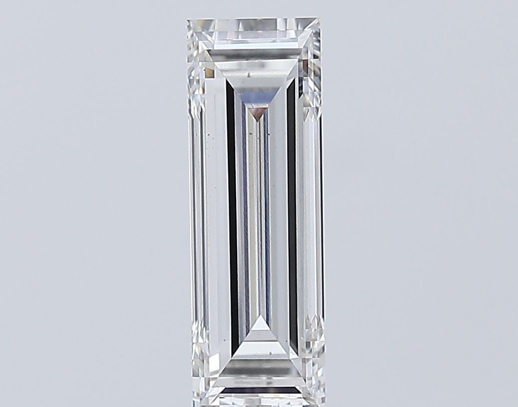 Loose Diamond - BAGUETTE 1.46ct E VS1: Loose Diamond - BAGUETTE 1.46ct E VS1 Source: This is a real non-mined Diamond that has been grown in a lab Shape: BAGUETTE Carats: 1.46 Color: E Clarity: VS1 Certification: NONE Video:
