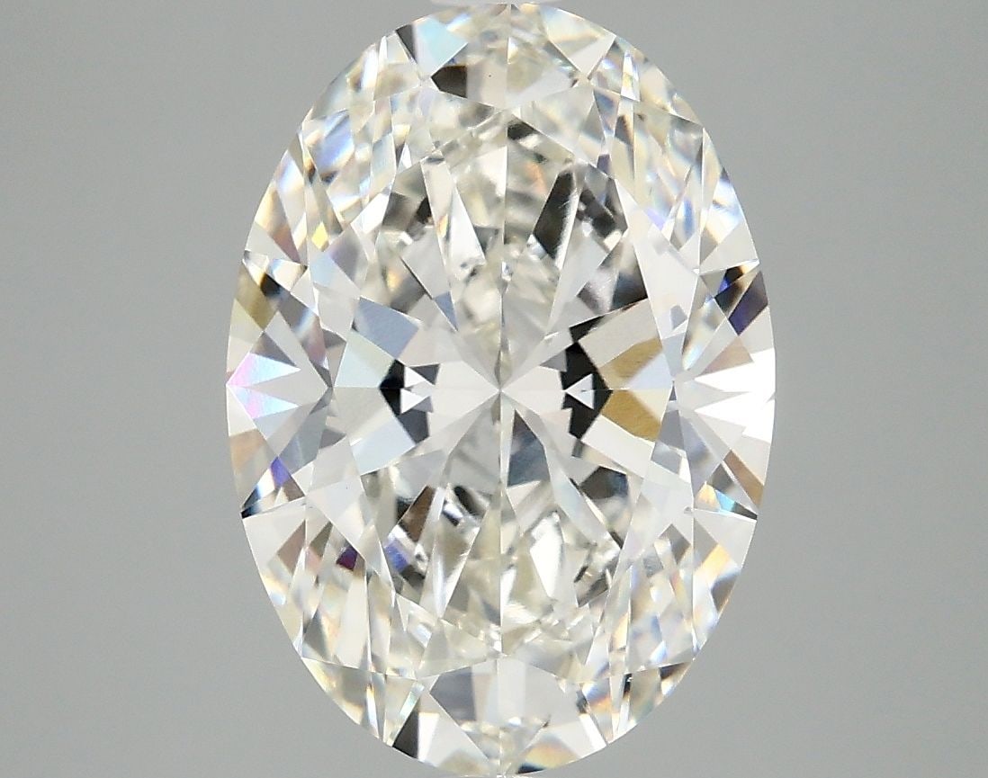 Loose Diamond - OVAL 4.0ct G VVS2: Loose Diamond - OVAL 4.0ct G VVS2 Source: This is a real non-mined Diamond that has been grown in a lab Shape: OVAL Carats: 4.0 Color: G Clarity: VVS2 Certification: IGI Video: