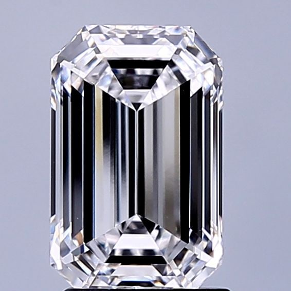 Loose Diamond - EMERALD 2.13ct D IF: Loose Diamond - EMERALD 2.13ct D IF Source: This is a real non-mined Diamond that has been grown in a lab Shape: EMERALD Carats: 2.13 Color: D Clarity: IF Certification: IGI Video: