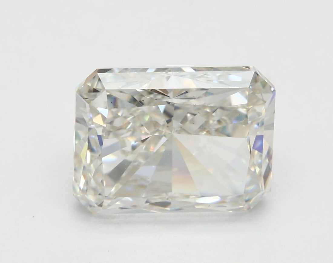 Loose Diamond - RADIANT 3.03ct H VS1: Loose Diamond - RADIANT 3.03ct H VS1 Source: This is a real non-mined Diamond that has been grown in a lab Shape: RADIANT Carats: 3.03 Color: H Clarity: VS1 Certification: IGI Video: