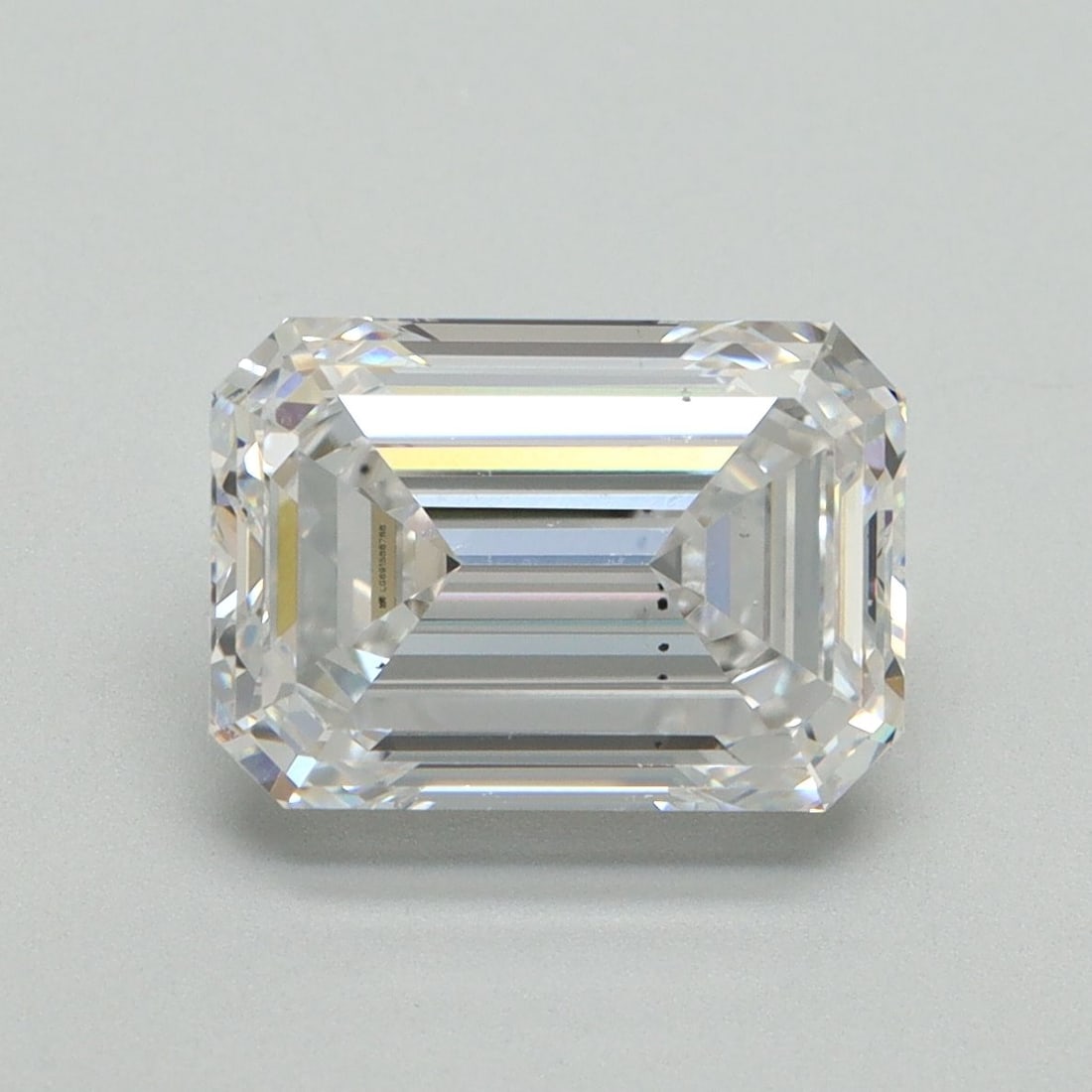 Loose Diamond - EMERALD 3.5ct D VS2: Loose Diamond - EMERALD 3.5ct D VS2 Source: This is a real non-mined Diamond that has been grown in a lab Shape: EMERALD Carats: 3.5 Color: D Clarity: VS2 Certification: IGI Video: