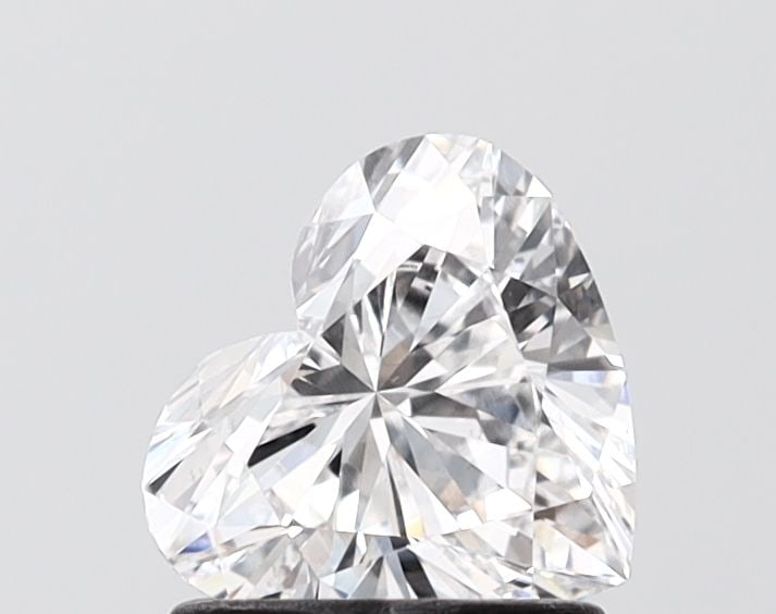 Loose Diamond - HEART 1.05ct E VS1: Loose Diamond - HEART 1.05ct E VS1 Source: This is a real non-mined Diamond that has been grown in a lab Shape: HEART Carats: 1.05 Color: E Clarity: VS1 Certification: IGI Video: Video Link PLEASE