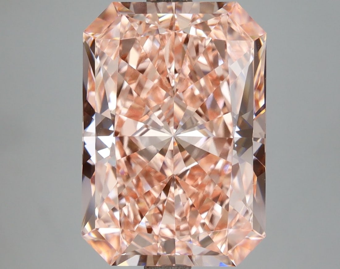 Loose Diamond - RADIANT 9.04ct Fancy Vivid Pink VS1: Loose Diamond - RADIANT 9.04ct Fancy Vivid Pink VS1 Source: This is a real non-mined Diamond that has been grown in a lab Shape: RADIANT Carats: 9.04 Color: Fancy Vivid Pink Certification: IGI Video: