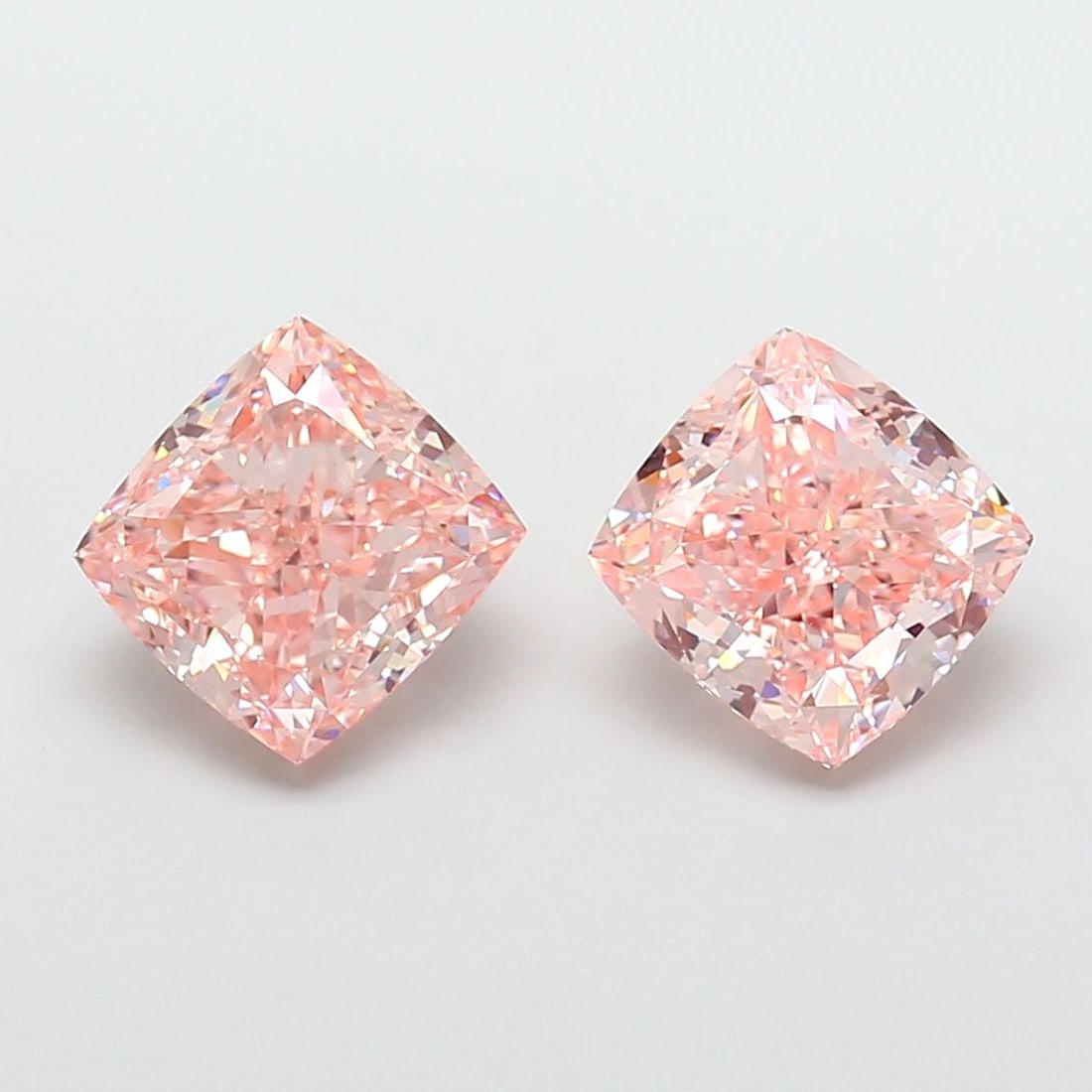 Loose Diamond - CUSHION MODIFIED 4.15ct Fancy Intense Pink VVS2: Loose Diamond - CUSHION MODIFIED 4.15ct Fancy Intense Pink VVS2 Source: This is a real non-mined Diamond that has been grown in a lab Shape: CUSHION MODIFIED Carats: 4.15 Color: Fancy Intense Pink Cer