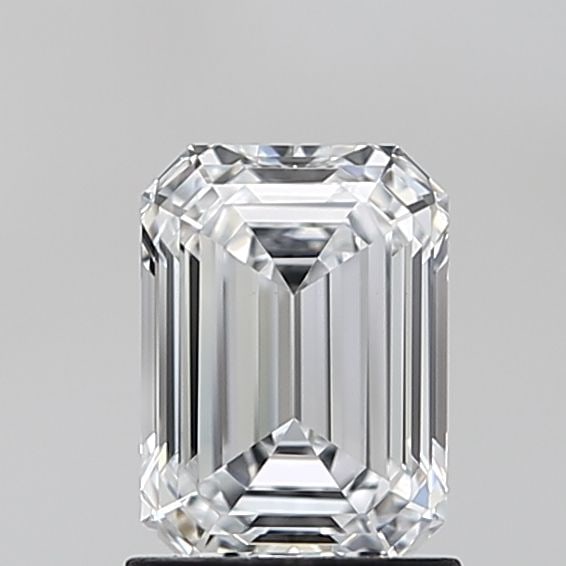 Loose Diamond - EMERALD 1.41ct E VS1: Loose Diamond - EMERALD 1.41ct E VS1 Source: This is a real non-mined Diamond that has been grown in a lab Shape: EMERALD Carats: 1.41 Color: E Clarity: VS1 Certification: IGI Video: