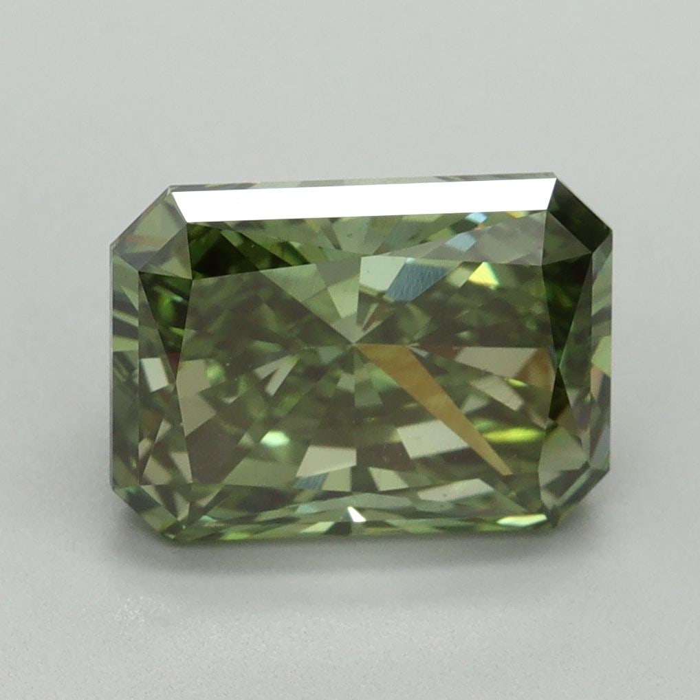 Loose Diamond - RADIANT 3.05ct Fancy Vivid Green VS1: Loose Diamond - RADIANT 3.05ct Fancy Vivid Green VS1 Source: This is a real non-mined Diamond that has been grown in a lab Shape: RADIANT Carats: 3.05 Color: Fancy Vivid Green Certification: IGI Video