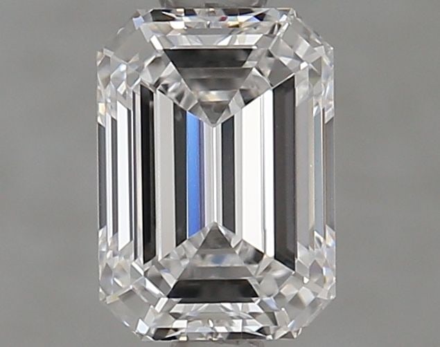 Loose Diamond - EMERALD 1.01ct D VVS1: Loose Diamond - EMERALD 1.01ct D VVS1 Source: This is a real non-mined Diamond that has been grown in a lab Shape: EMERALD Carats: 1.01 Color: D Clarity: VVS1 Certification: GIA Video: