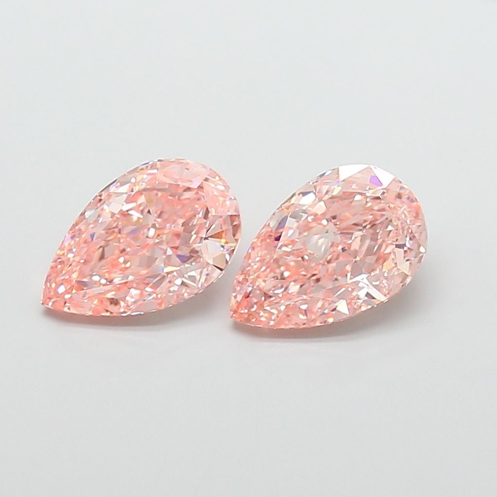 Loose Diamond - PEAR 3.01ct Fancy Intense Pink VS2: Loose Diamond - PEAR 3.01ct Fancy Intense Pink VS2 Source: This is a real non-mined Diamond that has been grown in a lab Shape: PEAR Carats: 3.01 Color: Fancy Intense Pink Certification: IGI PLEASE NO