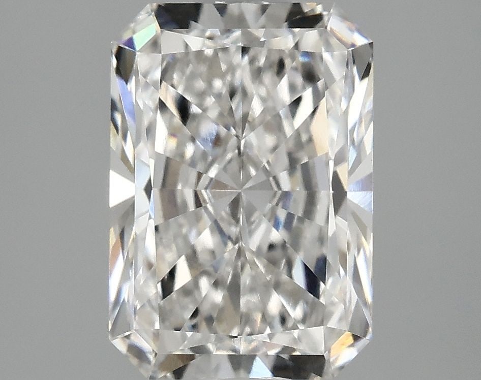 Loose Diamond - RADIANT 2.02ct F VVS2: Loose Diamond - RADIANT 2.02ct F VVS2 Source: This is a real non-mined Diamond that has been grown in a lab Shape: RADIANT Carats: 2.02 Color: F Clarity: VVS2 Certification: IGI Video:
