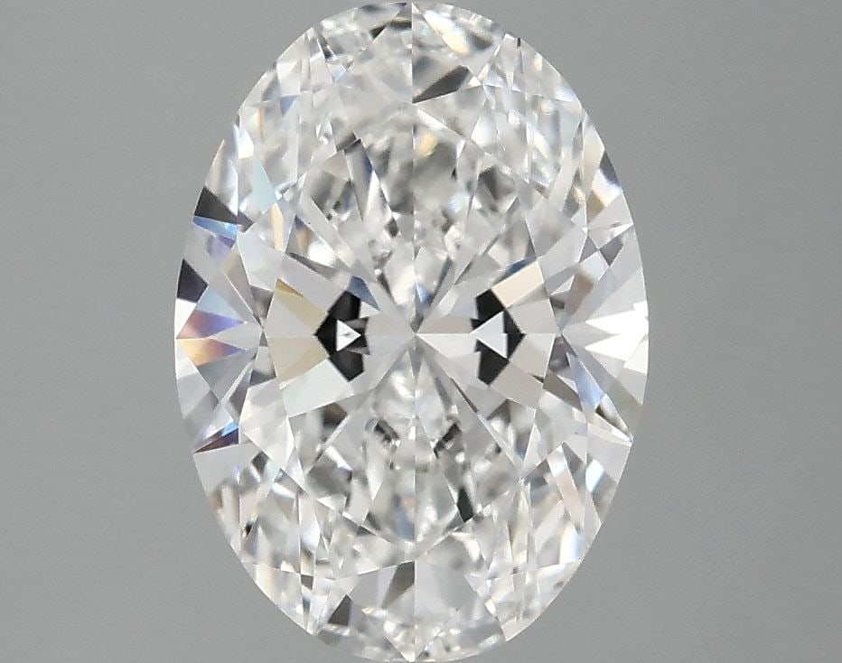 Loose Diamond - OVAL 2.28ct E VS1: Loose Diamond - OVAL 2.28ct E VS1 Source: This is a real non-mined Diamond that has been grown in a lab Shape: OVAL Carats: 2.28 Color: E Clarity: VS1 Certification: IGI Video: