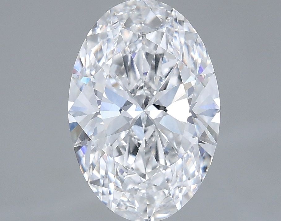 Loose Diamond - OVAL 2.28ct E VVS1: Loose Diamond - OVAL 2.28ct E VVS1 Source: This is a real non-mined Diamond that has been grown in a lab Shape: OVAL Carats: 2.28 Color: E Clarity: VVS1 Certification: IGI Video: