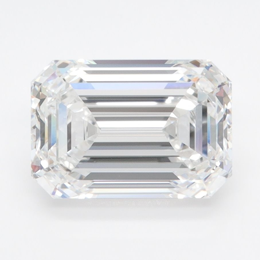 Loose Diamond - EMERALD 2.88ct D IF: Loose Diamond - EMERALD 2.88ct D IF Source: This is a real non-mined Diamond that has been grown in a lab Shape: EMERALD Carats: 2.88 Color: D Clarity: IF Certification: IGI PLEASE NOTE: Framed, Large