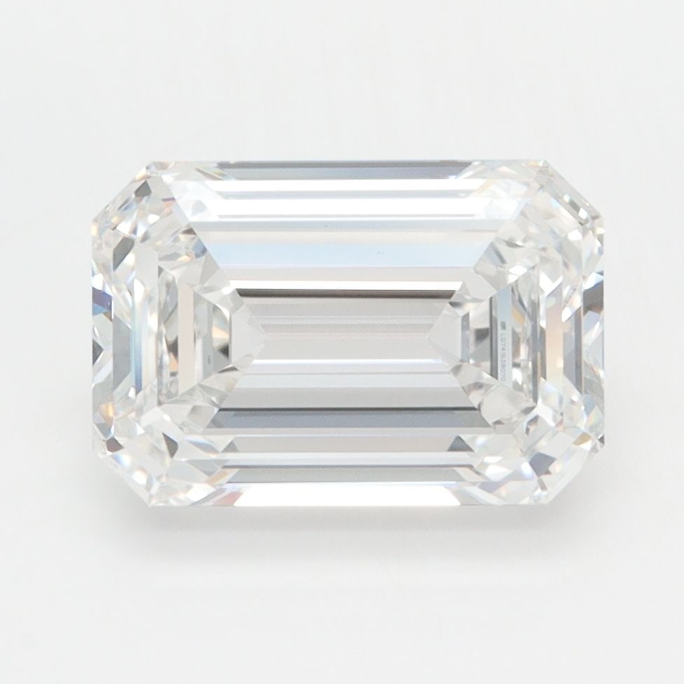 Loose Diamond - EMERALD 3.03ct E IF: Loose Diamond - EMERALD 3.03ct E IF Source: This is a real non-mined Diamond that has been grown in a lab Shape: EMERALD Carats: 3.03 Color: E Clarity: IF Certification: IGI Video: Video Link PLEASE
