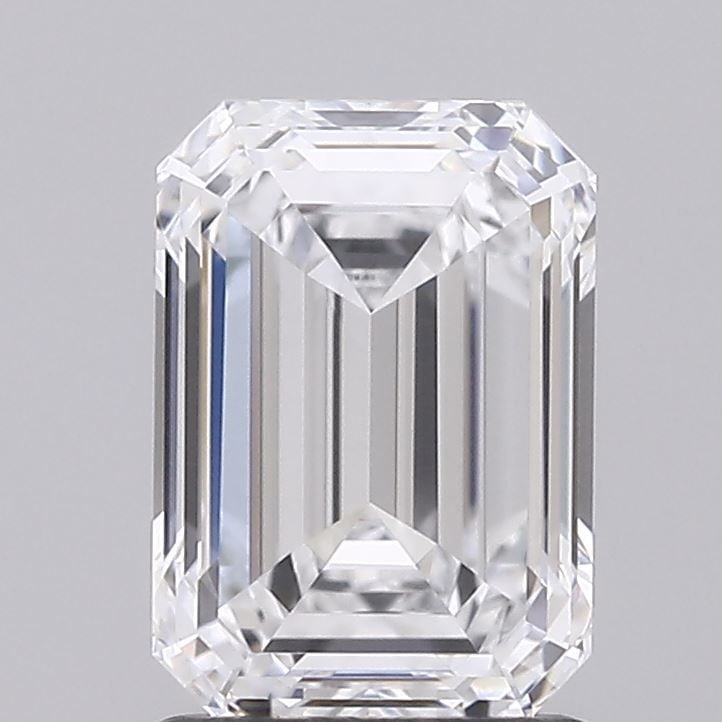 Loose Diamond - EMERALD 1.53ct E VS1: Loose Diamond - EMERALD 1.53ct E VS1 Source: This is a real non-mined Diamond that has been grown in a lab Shape: EMERALD Carats: 1.53 Color: E Clarity: VS1 Certification: IGI Video: