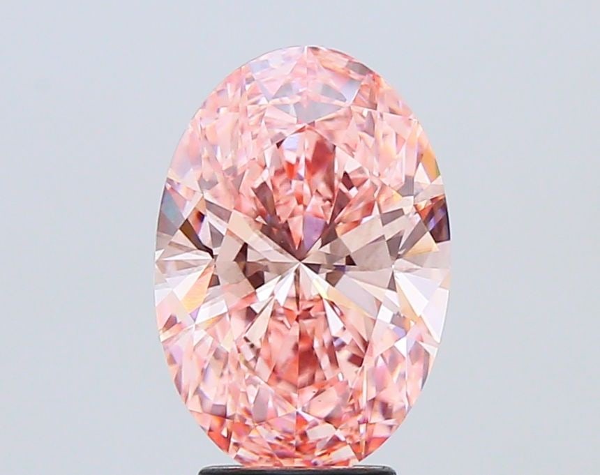 Loose Diamond - OVAL 4.01ct Fancy Vivid Pink VS2: Loose Diamond - OVAL 4.01ct Fancy Vivid Pink VS2 Source: This is a real non-mined Diamond that has been grown in a lab Shape: OVAL Carats: 4.01 Color: Fancy Vivid Pink Certification: IGI Video:
