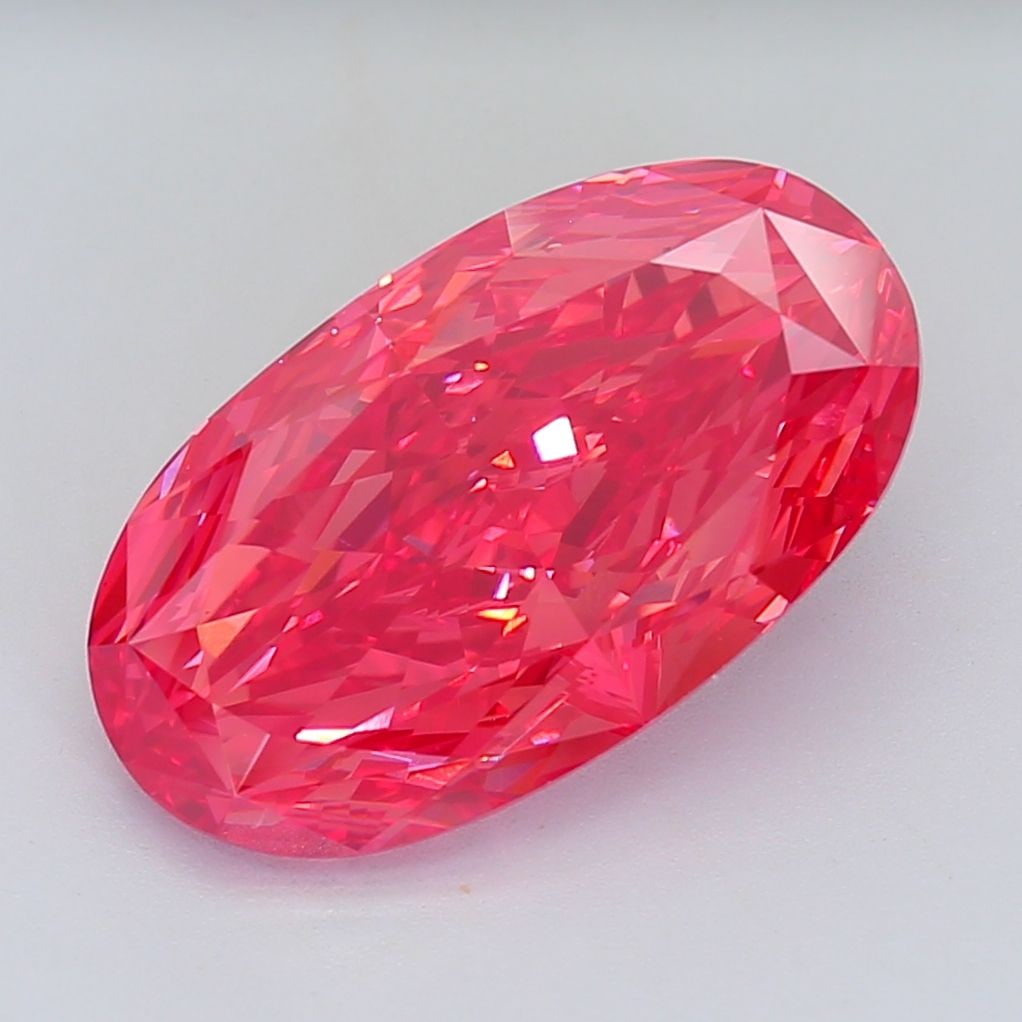 Loose Diamond - OVAL 10.85ct Fancy Vivid Red VS1: Loose Diamond - OVAL 10.85ct Fancy Vivid Red VS1 Source: This is a real non-mined Diamond that has been grown in a lab Shape: OVAL Carats: 10.85 Color: Fancy Vivid Red Certification: IGI Video: