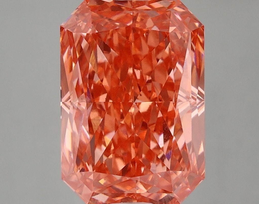 Loose Diamond - RADIANT 6.04ct Fancy Vivid Pink VS1: Loose Diamond - RADIANT 6.04ct Fancy Vivid Pink VS1 Source: This is a real non-mined Diamond that has been grown in a lab Shape: RADIANT Carats: 6.04 Color: Fancy Vivid Pink Certification: IGI Video: