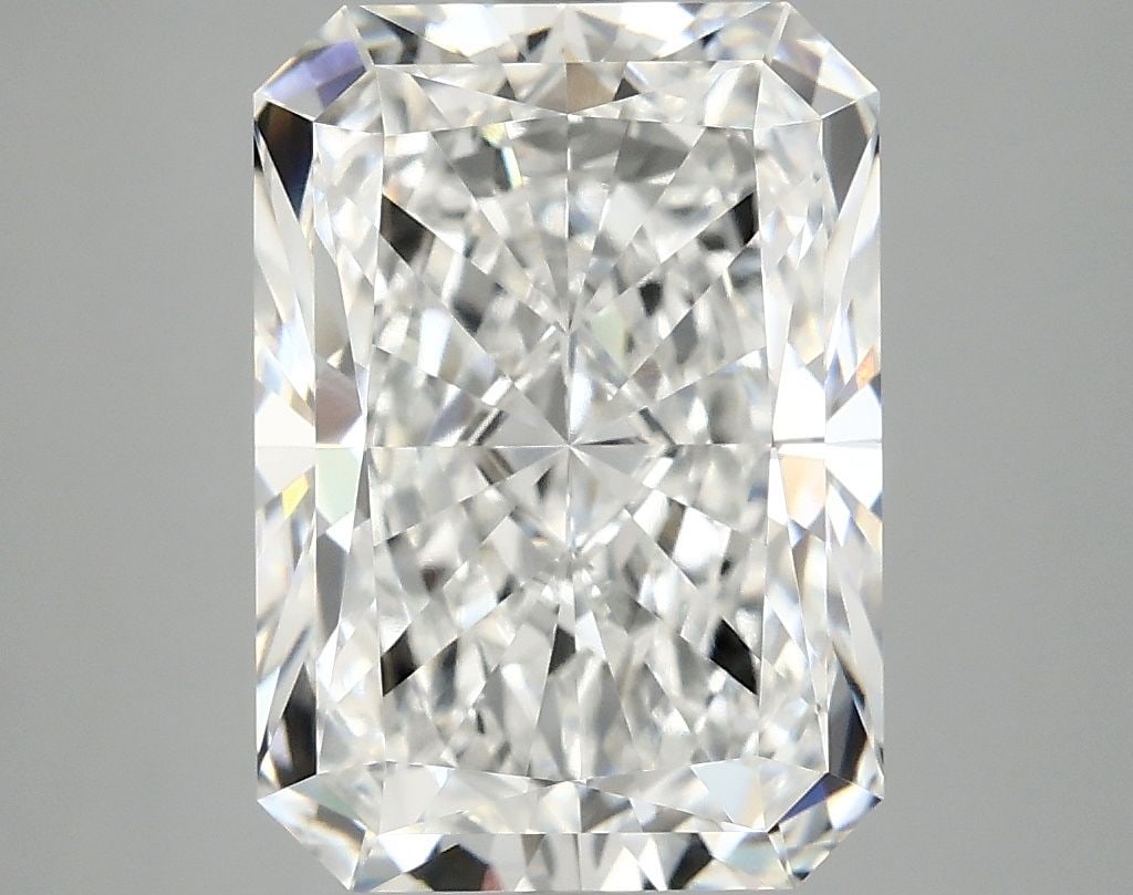 Loose Diamond - RADIANT 5.08ct E VVS2: Loose Diamond - RADIANT 5.08ct E VVS2 Source: This is a real non-mined Diamond that has been grown in a lab Shape: RADIANT Carats: 5.08 Color: E Clarity: VVS2 Certification: IGI Video: