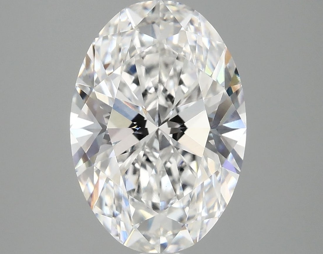 Loose Diamond - OVAL 4.04ct E VVS2: Loose Diamond - OVAL 4.04ct E VVS2 Source: This is a real non-mined Diamond that has been grown in a lab Shape: OVAL Carats: 4.04 Color: E Clarity: VVS2 Certification: IGI Video: