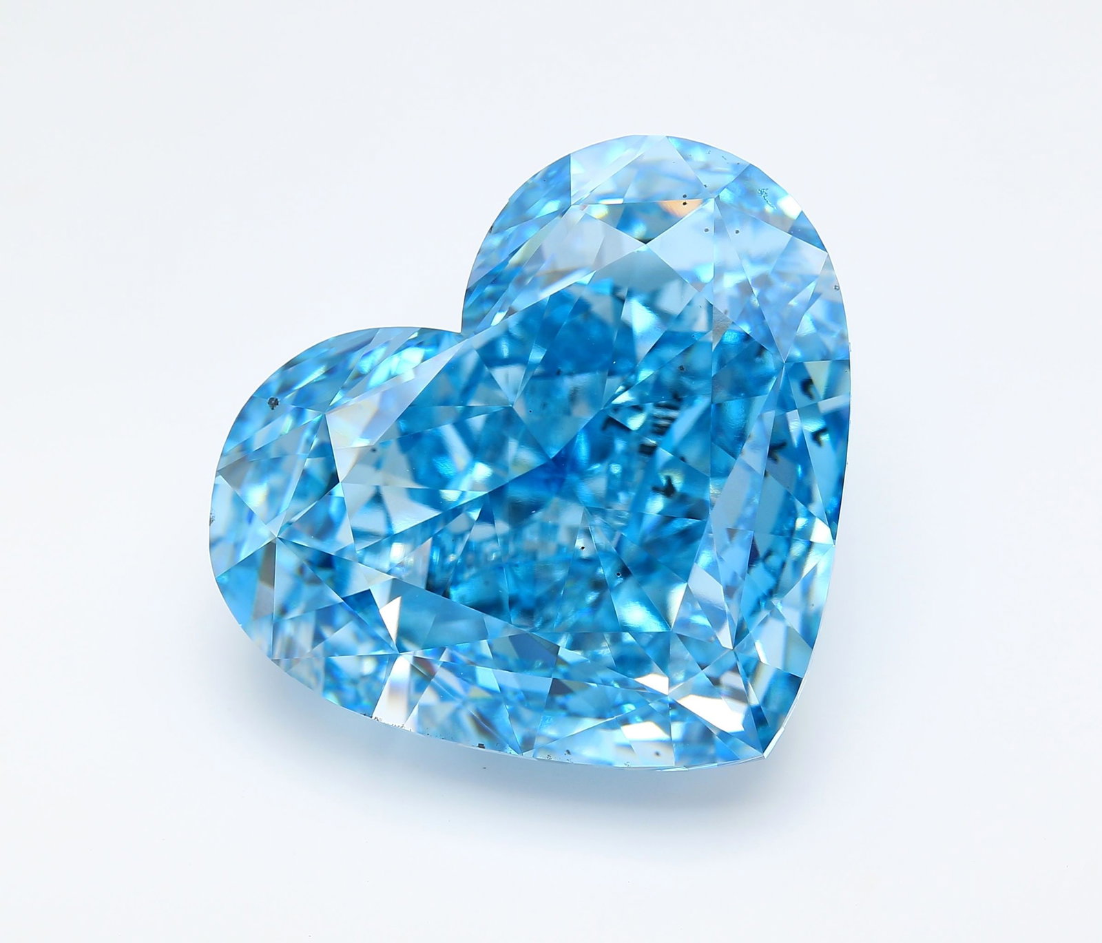Loose Diamond - HEART 50.06ct Fancy Vivid Blue VS2: Loose Diamond - HEART 50.06ct Fancy Vivid Blue VS2 Source: This is a real non-mined Diamond that has been grown in a lab Shape: HEART Carats: 50.06 Color: Fancy Vivid Blue Certification: IGI Video: