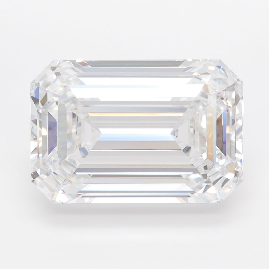 Loose Diamond - EMERALD 5.56ct D FL: Loose Diamond - EMERALD 5.56ct D FL Source: This is a real non-mined Diamond that has been grown in a lab Shape: EMERALD Carats: 5.56 Color: D Clarity: FL Certification: IGI PLEASE NOTE: Framed, Large