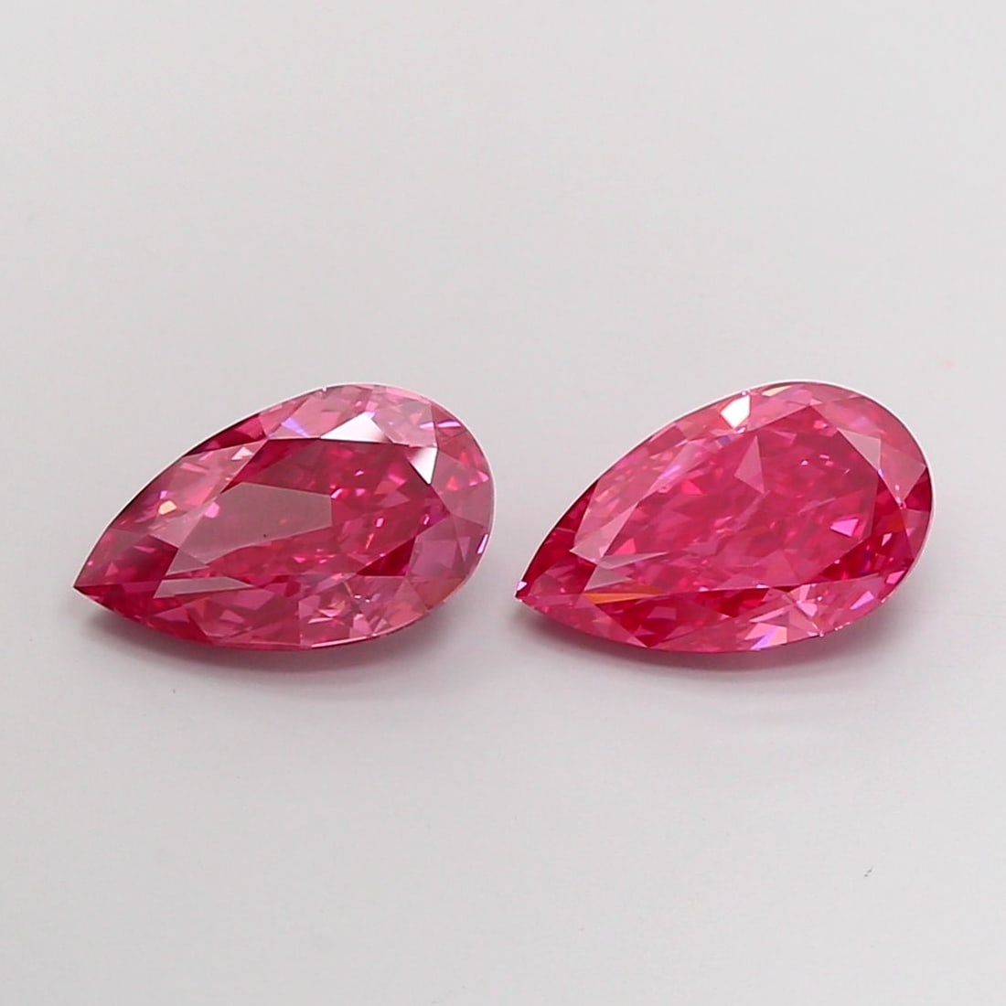 Loose Diamond - PEAR 3.0ct Fancy Vivid Pink VS1 (1 of 1)
