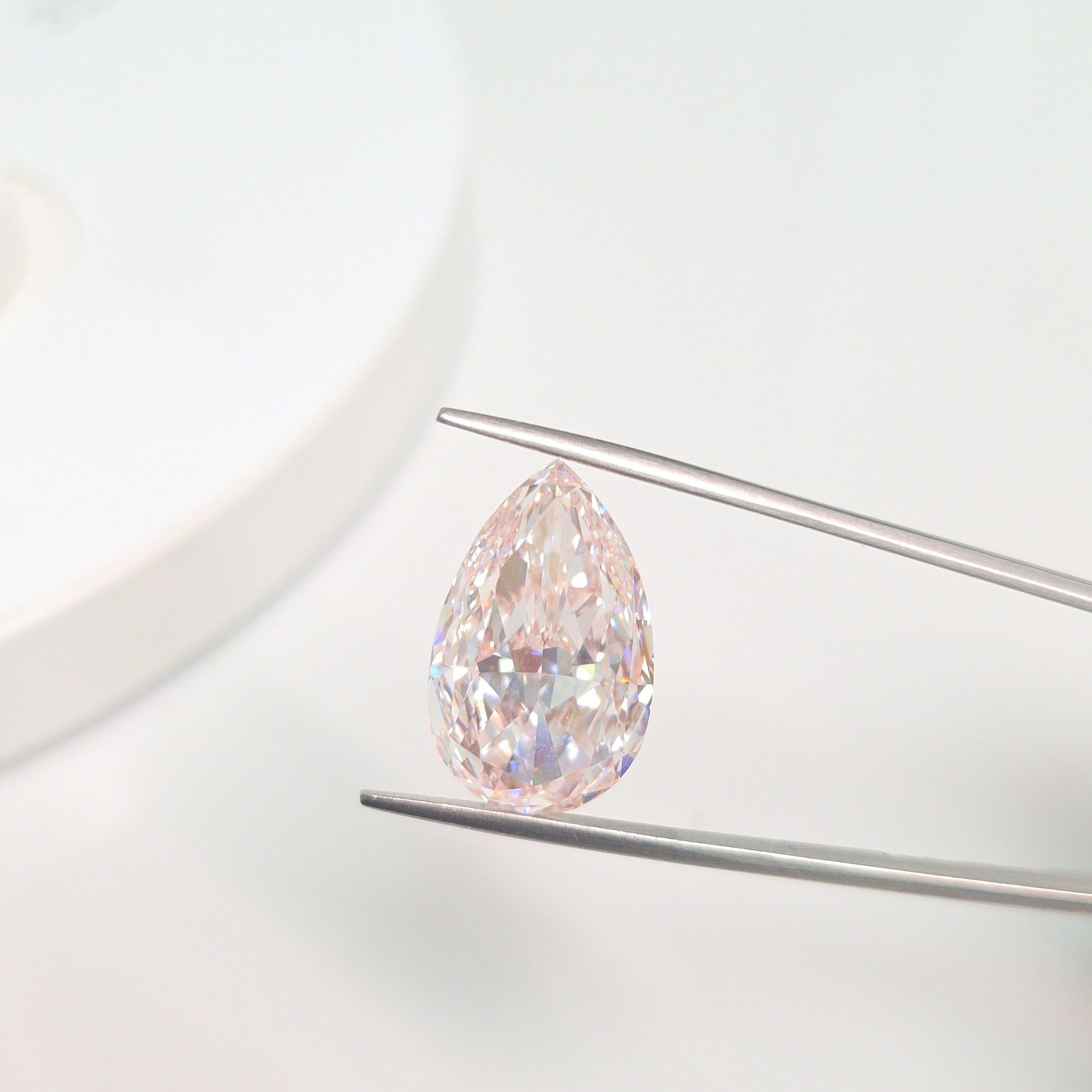 Loose Diamond - PEAR 15.16ct Fancy Intense Pink VVS2 (1 of 1)