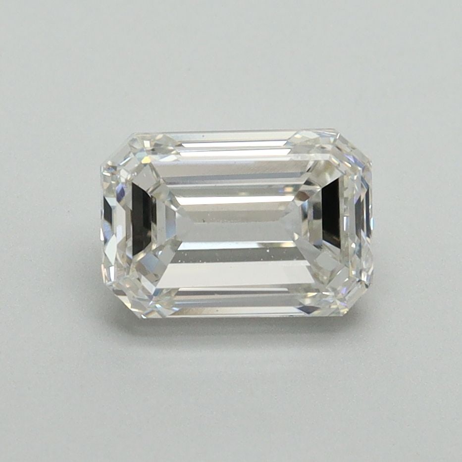 Loose Diamond - EMERALD 1.39ct F VS1: Loose Diamond - EMERALD 1.39ct F VS1 Source: This is a real non-mined Diamond that has been grown in a lab Shape: EMERALD Carats: 1.39 Color: F Clarity: VS1 Certification: NONE Video:
