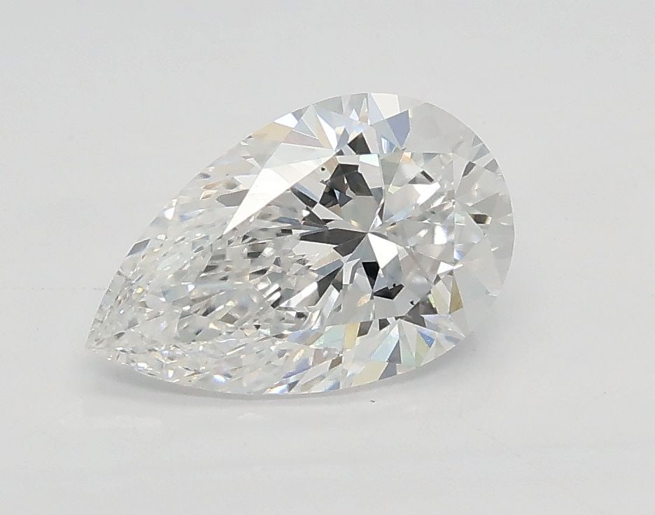 Loose Diamond - PEAR 1.01ct D VS2: Loose Diamond - PEAR 1.01ct D VS2 Source: This is a real non-mined Diamond that has been grown in a lab Shape: PEAR Carats: 1.01 Color: D Clarity: VS2 Certification: GIA Video: