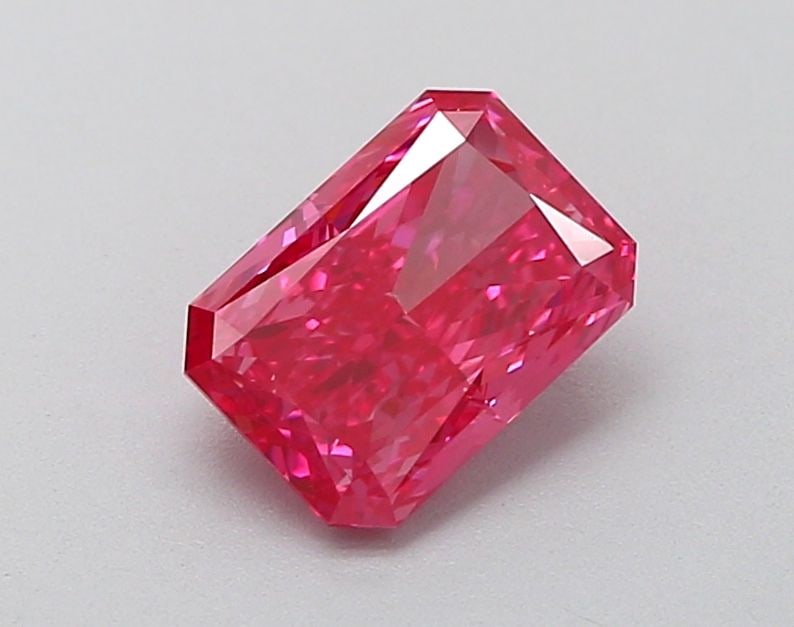 Loose Diamond - RADIANT 1.24ct Fancy Vivid Pink VVS2: Loose Diamond - RADIANT 1.24ct Fancy Vivid Pink VVS2 Source: This is a real non-mined Diamond that has been grown in a lab Shape: RADIANT Carats: 1.24 Color: Fancy Vivid Pink Certification: IGI
