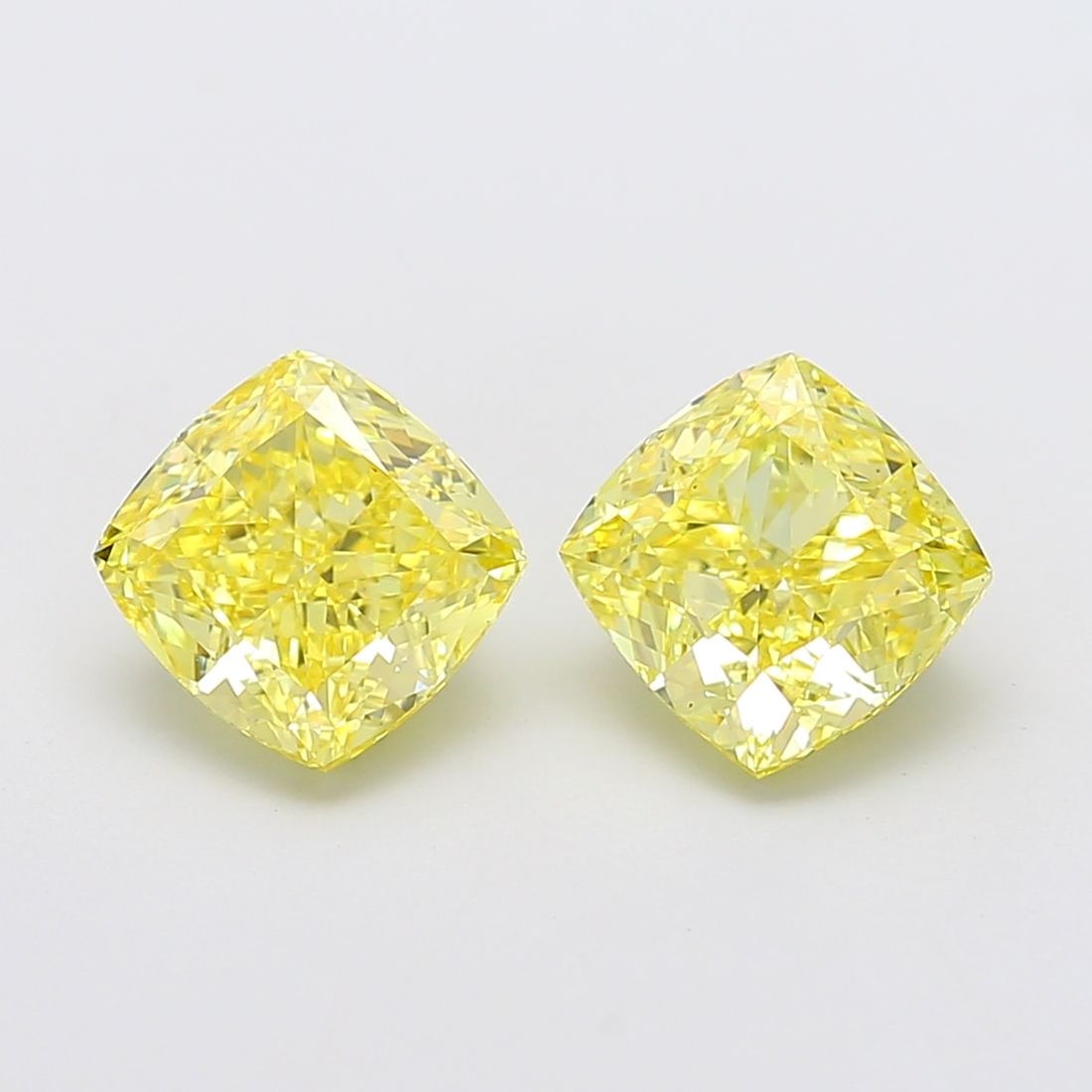 Loose Diamond - CUSHION MODIFIED 2.58ct Fancy Intense Yellow VS1: Loose Diamond - CUSHION MODIFIED 2.58ct Fancy Intense Yellow VS1 Source: This is a real non-mined Diamond that has been grown in a lab Shape: CUSHION MODIFIED Carats: 2.58 Color: Fancy Intense Yellow