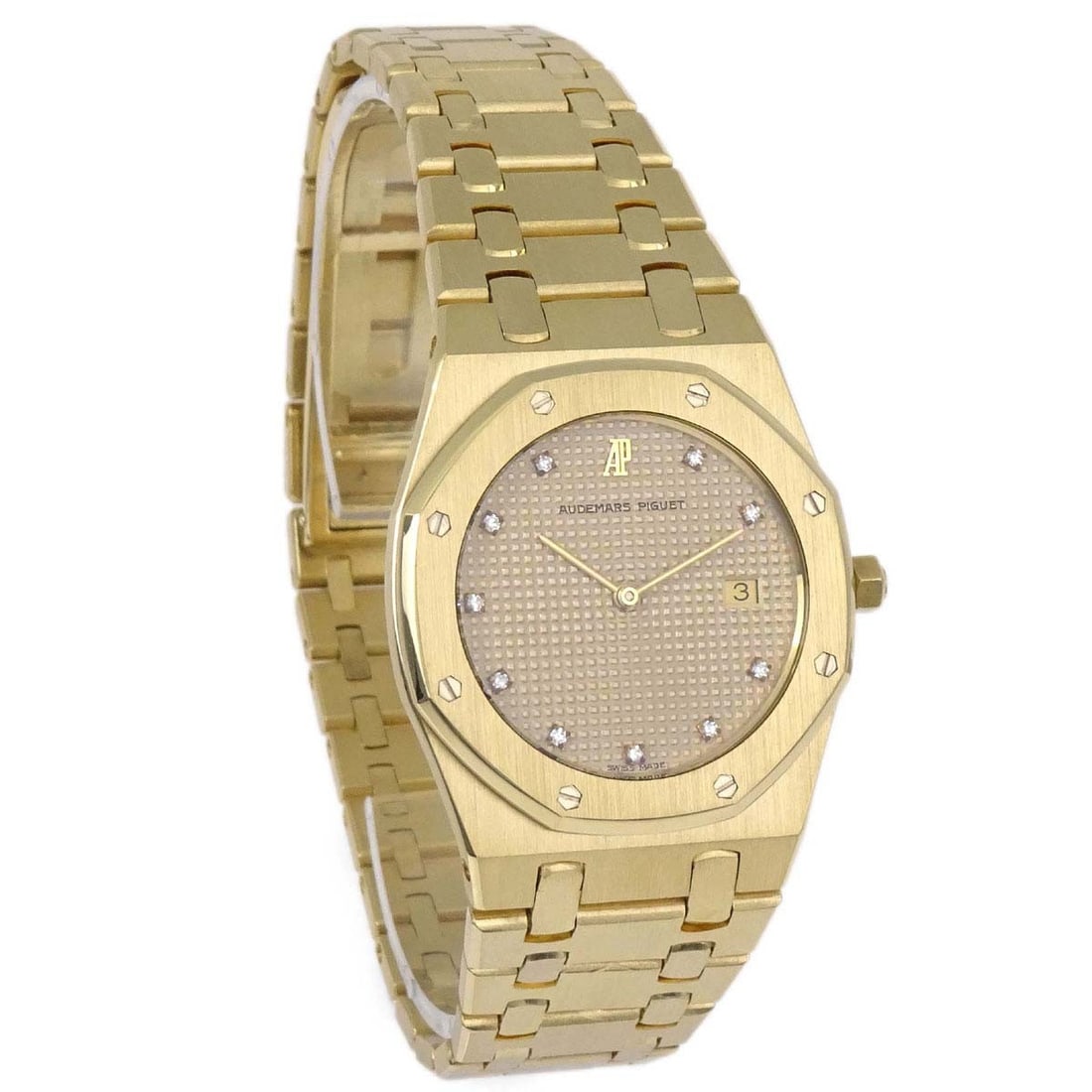 18K Yellow Gold Quartz Wristwatch Audemars Piguet Royal Oak Ref 56303BA 33mm: 18K Yellow Gold Quartz Wristwatch Audemars Piguet Royal Oak Ref 56303BA 33mm Vintage Audemars Piguet Royal Oak wristwatch with a quartz movement and analog display. This men's watch features a gold-to