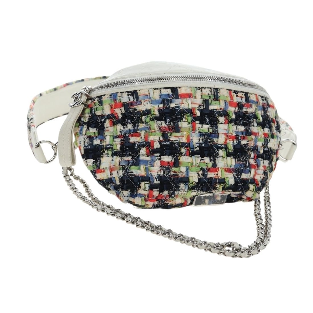CHANEL Matelasse Chain Shoulder Bag White Silver Canvas: CHANEL Matelasse Chain Shoulder Bag White Silver Canvas Chanel Matelasse chain shoulder bag in white and silver canvas with CC detailing. This women's shoulder bag is made in Italy and comes with the 