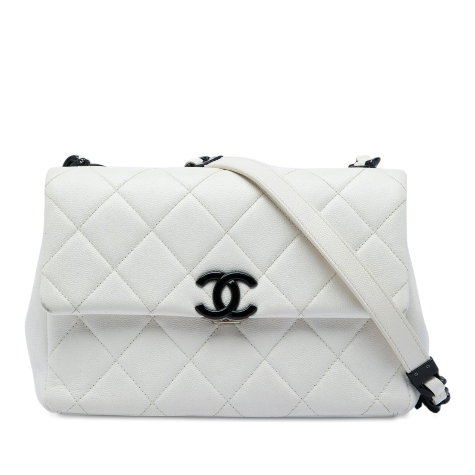 Chanel My Everything Flap Medium White Quilted Caviar Crossbody: Chanel My Everything Flap Medium White Quilted Caviar Crossbody A Chanel Medium Quilted Caviar My Everything Flap crossbody bag in white leather. This bag features a quilted caviar leather body, a lea