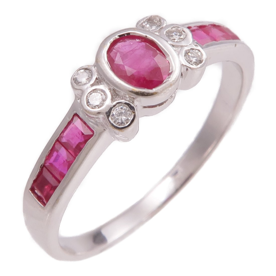 K18 White Gold Ruby Ring Size 6.5 for Women: K18 White Gold Ruby Ring Size 6.5 for Women A women's ruby ring crafted in K18 white gold with a silver and red color combination. The ring is size 6.5 and features a ruby main stone. It is noted as b