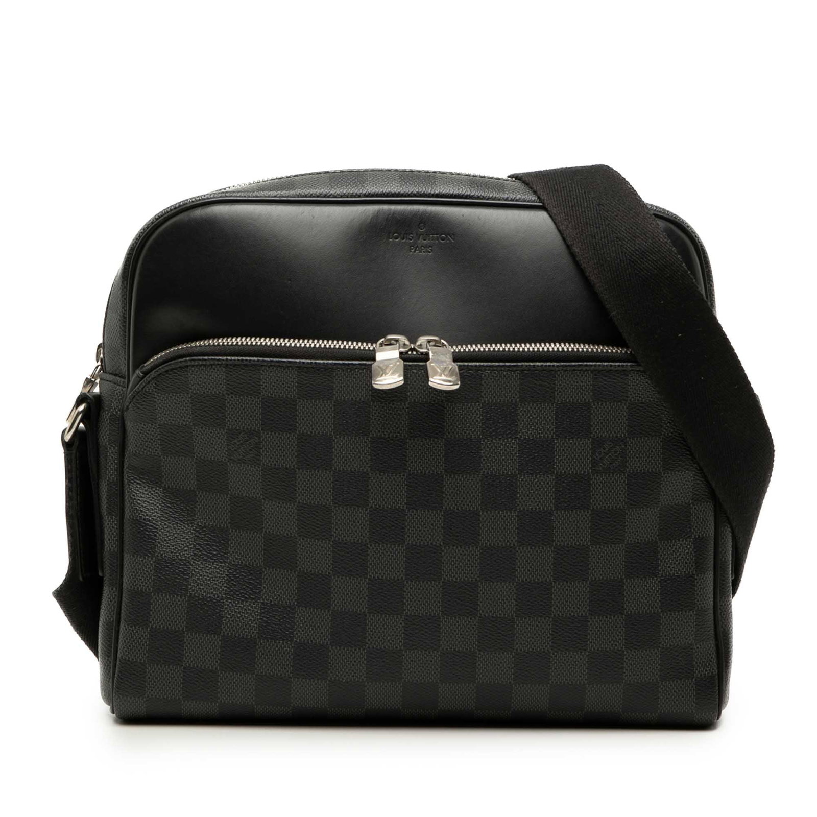 Louis Vuitton Dayton Reporter PM Damier Graphite Shoulder Bag: Louis Vuitton Dayton Reporter PM Damier Graphite Shoulder Bag Louis Vuitton Dayton Reporter PM shoulder bag in Damier Graphite canvas with an adjustable flat shoulder strap, top zip closure, exterior 