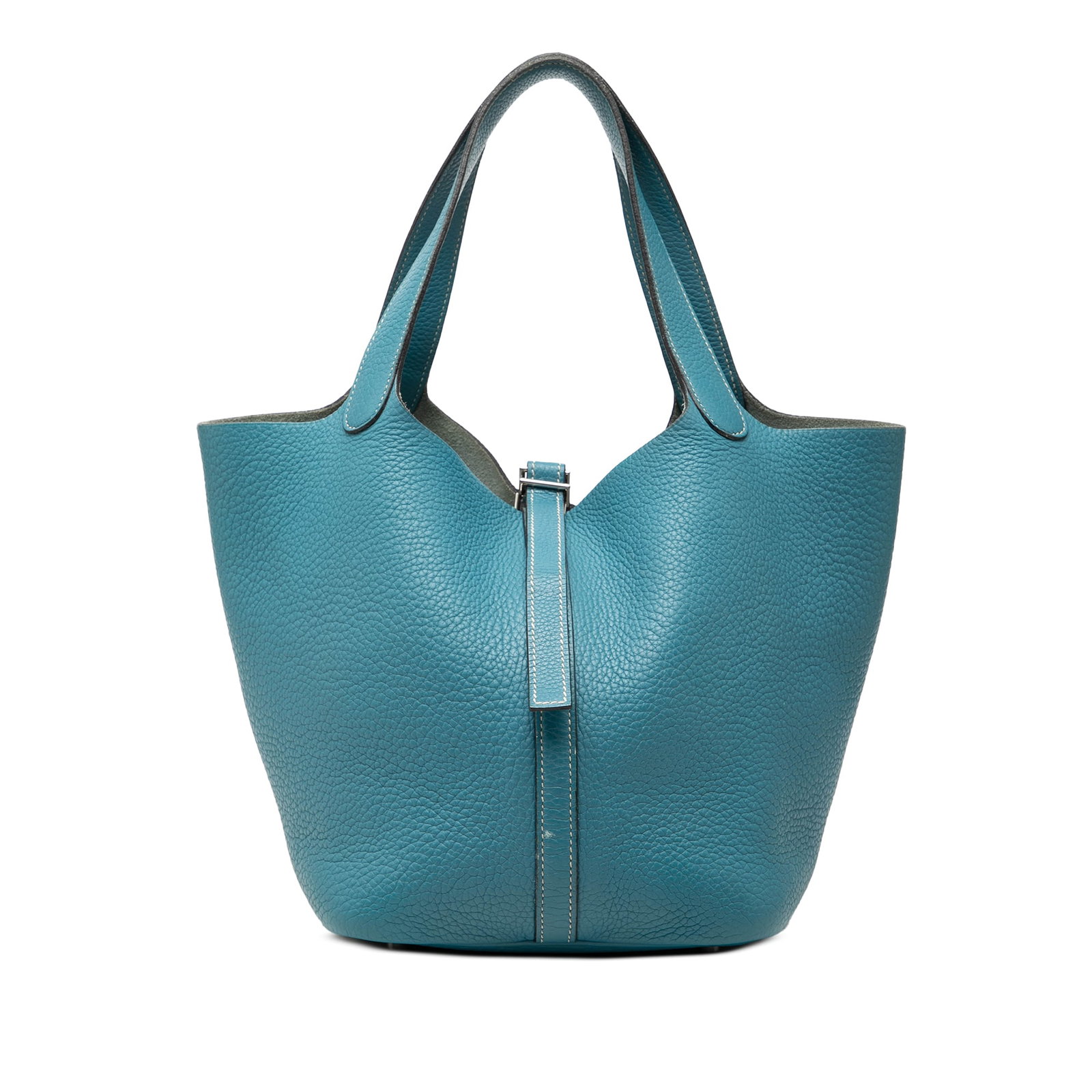 Hermes Picotin 22 Clemence Leather Handbag Blue: Hermes Picotin 22 Clemence Leather Handbag Blue Hermes Clemence Picotin 22 bag in blue leather with flat leather straps and a top strap with buckle closure. Made in France. Condition is B+ with visibl