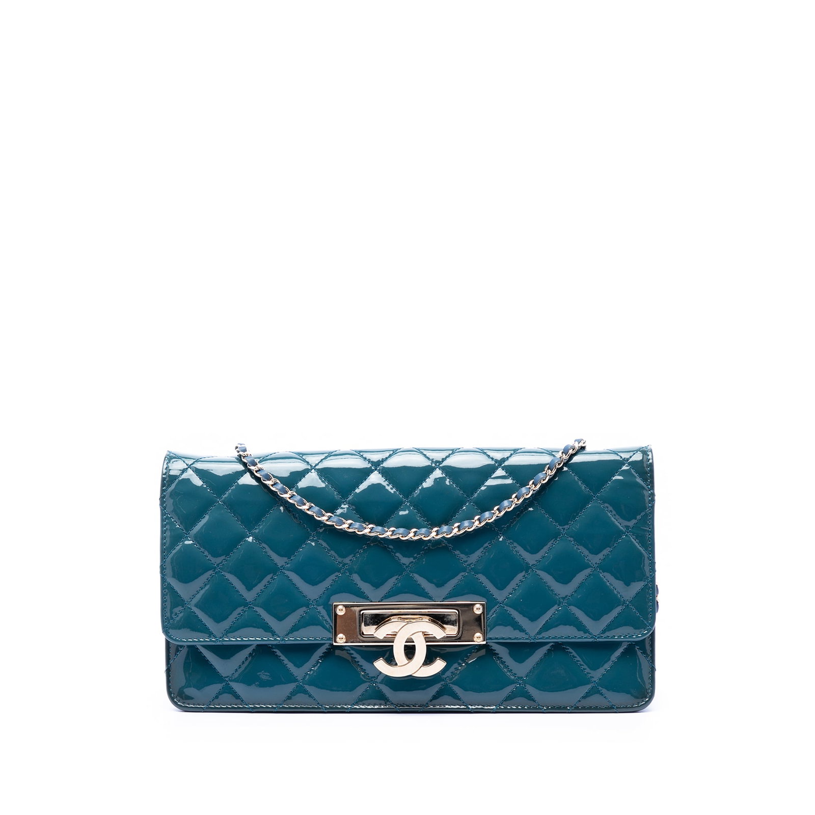 Chanel East West Wallet on Chain Quilted Patent Leather Blue: Chanel East West Wallet on Chain Quilted Patent Leather Blue This Chanel Quilted Patent Golden Class East West Wallet on Chain is crafted from blue quilted patent leather and features a detachable lea