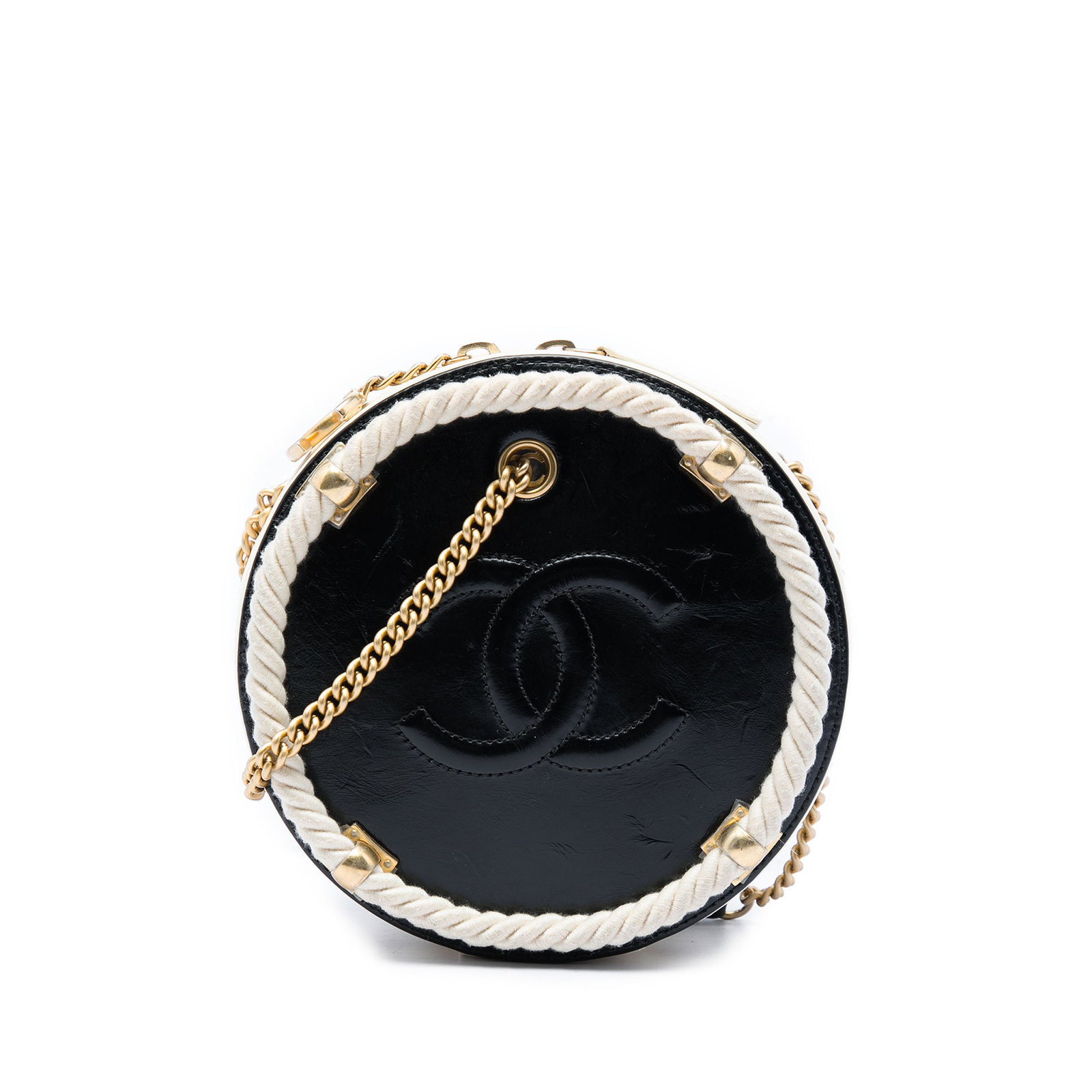 Chanel En Vogue Round Bag Black Crumpled Calfskin Leather: Chanel En Vogue Round Bag Black Crumpled Calfskin Leather A Chanel En Vogue Round bag crafted in crumpled calfskin leather with a compact round silhouette. It features a chain link handle, a chain lin