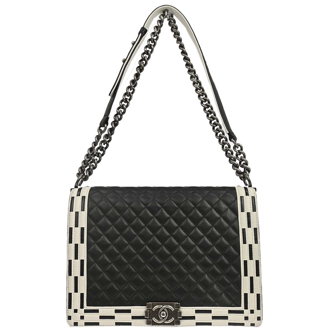 CHANEL Boy Large Lambskin Shoulder Bag Black Quilted: CHANEL Boy Large Lambskin Shoulder Bag Black Quilted Vintage Chanel Boy Large shoulder bag in black lambskin with silver-tone hardware and a push-lock closure. This women's shoulder bag features a cha