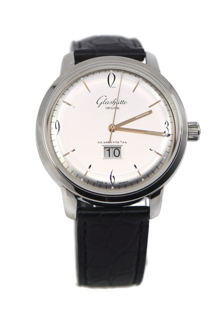 Glashutte Original Senator Sixties 42mm Stainless Steel Watch 1-39-47-01-02-04 with Box and Papers: Glashutte Original Senator Sixties 42mm Stainless Steel Watch 1-39-47-01-02-04 with Box and Papers The Glashutte Senator Sixties is a stunning wristwatch that combines classic elegance with modern cra