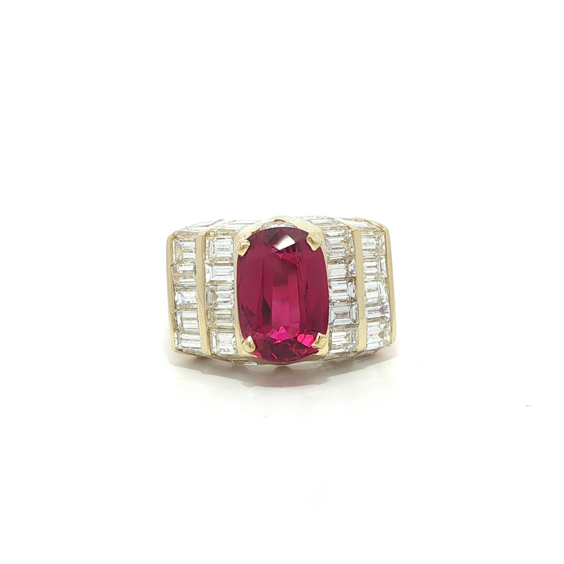 18k Yellow Gold 7.84ct Ruby AGL Certified Baguette Diamond Ring: 18k Yellow Gold 7.84ct Ruby AGL Certified Baguette Diamond Ring This stunning ring showcases a vibrant natural red ruby and sparkling diamonds, making it an exquisite addition to any jewelry collectio