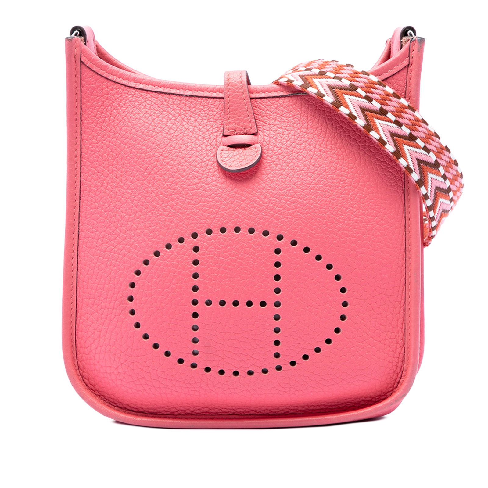 Hermes Evelyne I 16 Amazone Clemence Leather Shoulder Bag: Hermes Evelyne I 16 Amazone Clemence Leather Shoulder Bag Hermes Evelyne I 16 Amazone shoulder bag crafted in Rose Azalee Clemence leather with a detachable flat canvas strap and an open top with stra