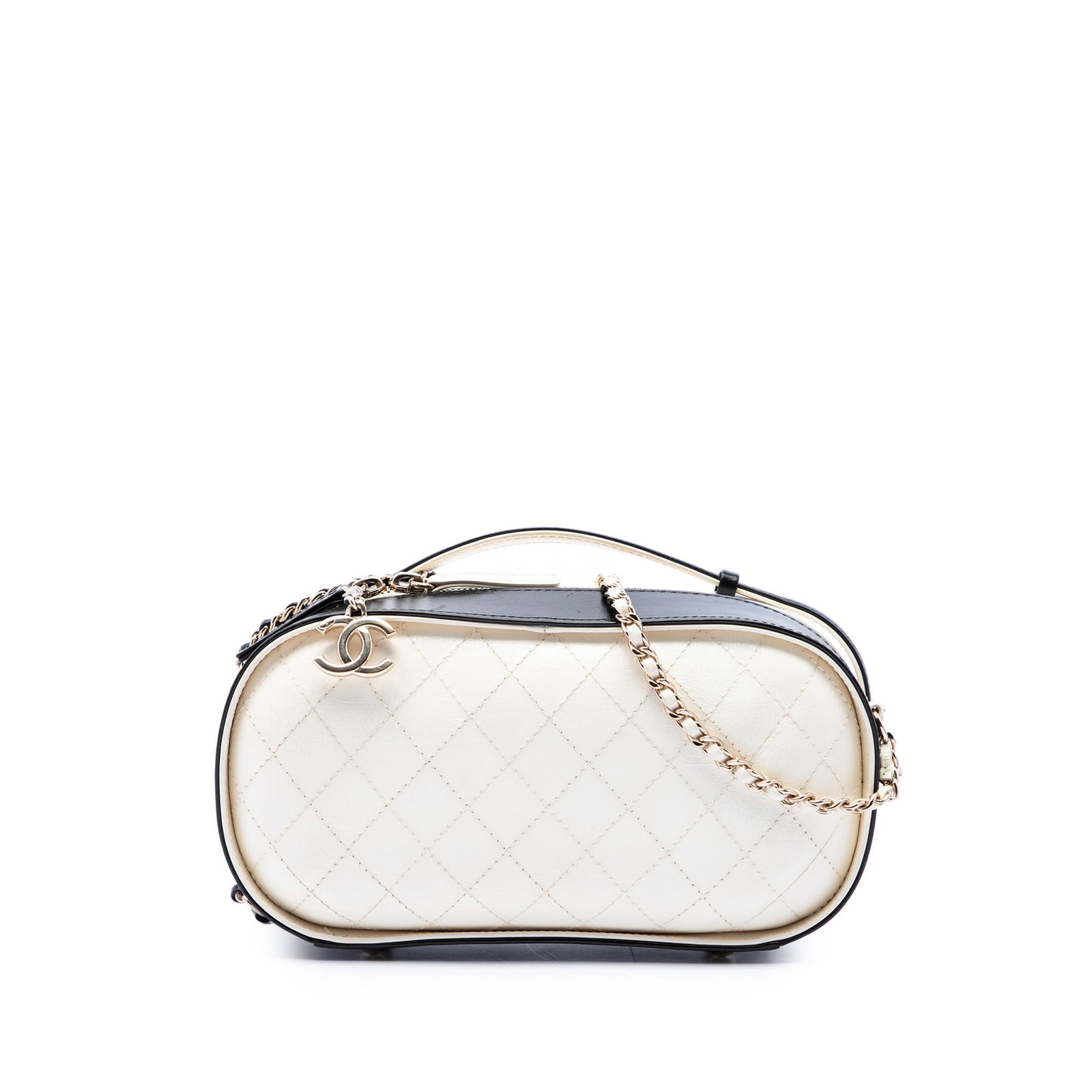 Chanel CC Vanity Case in White Quilted Crumpled Calfskin: Chanel CC Vanity Case in White Quilted Crumpled Calfskin A Chanel vanity case crafted in white quilted crumpled calfskin leather. This bag features a flat leather top handle, a leather-woven chain str